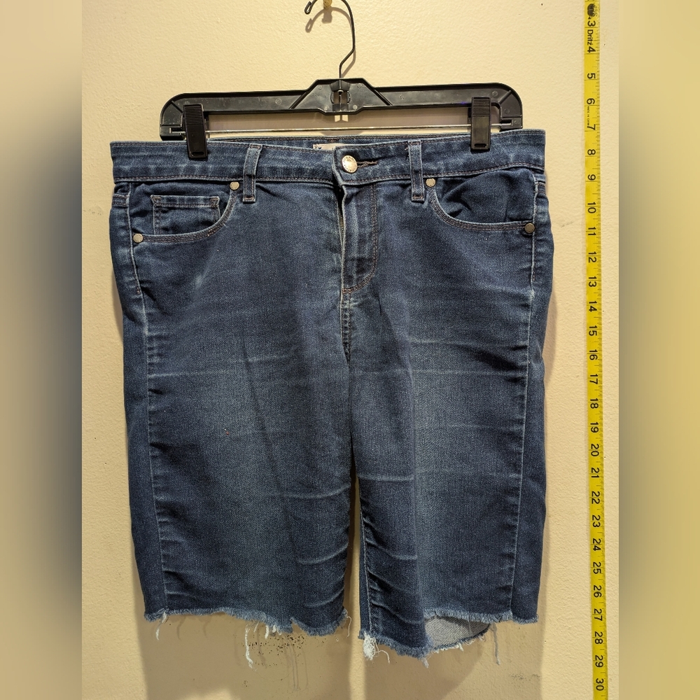 PAIGE Blue Jean Shorts Size 30 - Picture 2 of 8